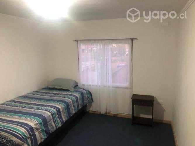 <p>Se arrienda habitación amoblada en Villa Galilea</p>