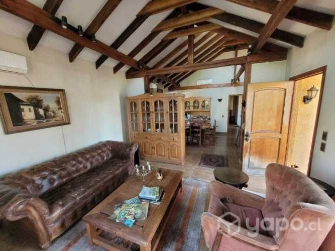 <p>Comparto mi linda y agradable casona</p> image