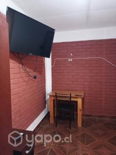 <p>Pieza en arriendo</p>