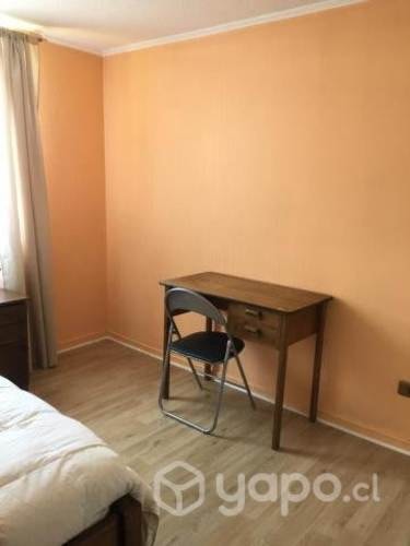 <p>Arriendo pieza a Estudiante de Medicina</p> image