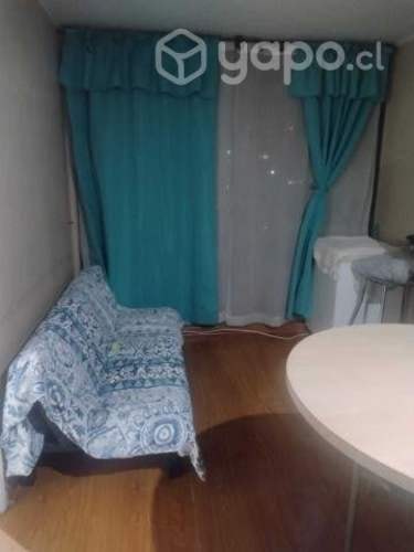 <p>Pieza amoblada en santiago centro</p>