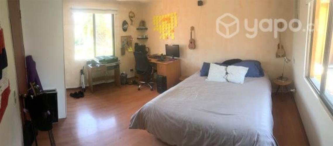 <p>Arriendo habitación Peñalolén estudiante UAI Arcos</p>