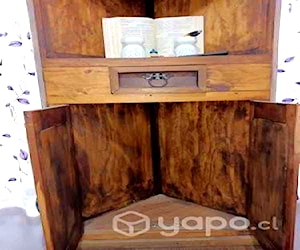 <p>Excelente mueble esquinero</p>