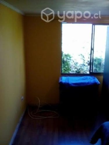 <p>Se arrienda pieza a persona sola</p> image