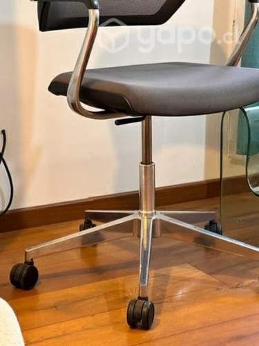 <p>Silla Steelcase QIVI</p>