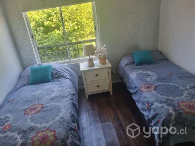 <p>Habitacion en casa familiar en HUechuraba</p>