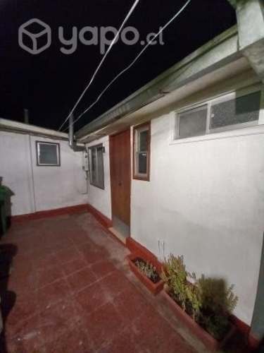 <p>Arriendo dpo interior en la Florida a dama sola</p>