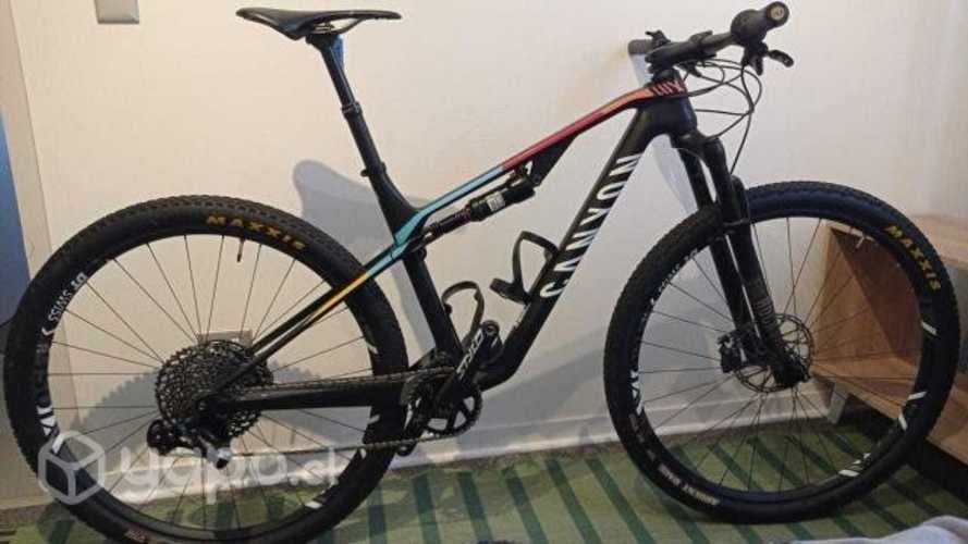 Bici MTB Canyon Lux Talla M