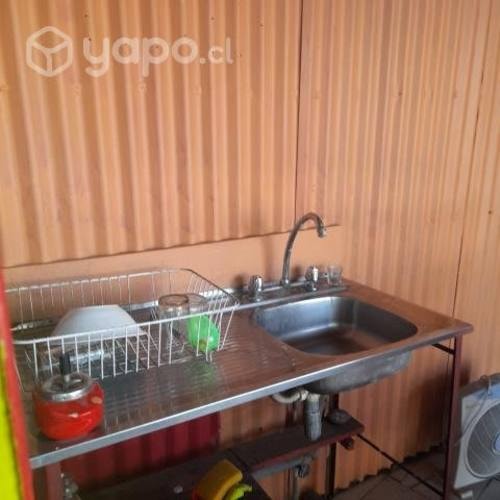 <p>Arriendo 2 piezas</p>