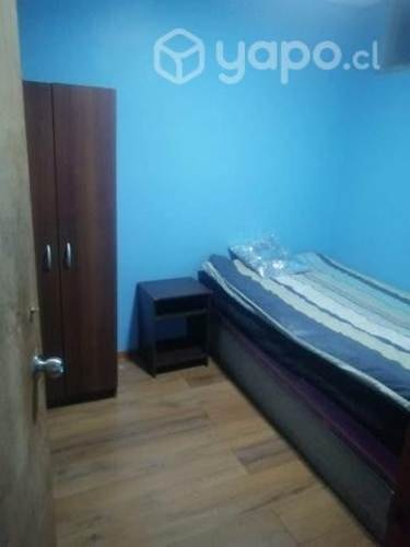 <p>Arriendo habitaciones</p>