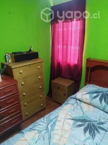 <p>Arriendo de pieza en La Florida</p>