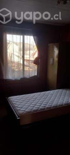 <p>Arriendo dormitorio</p>