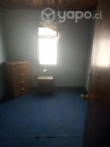 <p>Arriendo habitación Concepción</p>