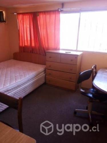 <p>Arriendo pieza en Villa Primavera Puente Alto</p> image