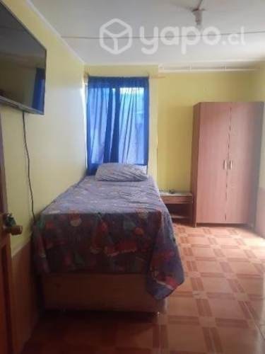 <p>Arriendo habitación</p>
