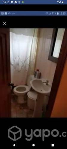 <p>Se arrienda pieza</p>