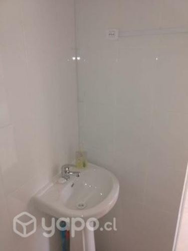 <p>Arriendo Habitación un ambiente</p>