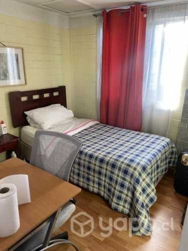 <p>Pieza en quilicura (exelente sector)</p>