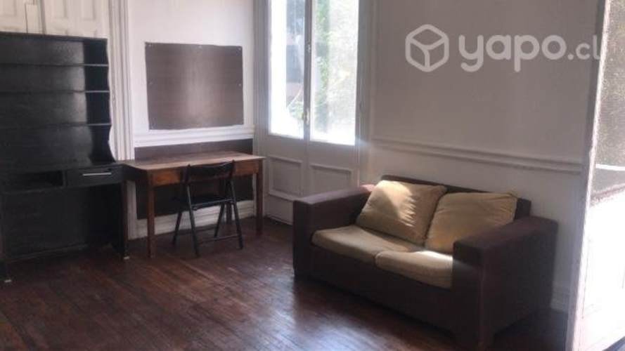 <p>Se arrienda habitación joven solo.</p>