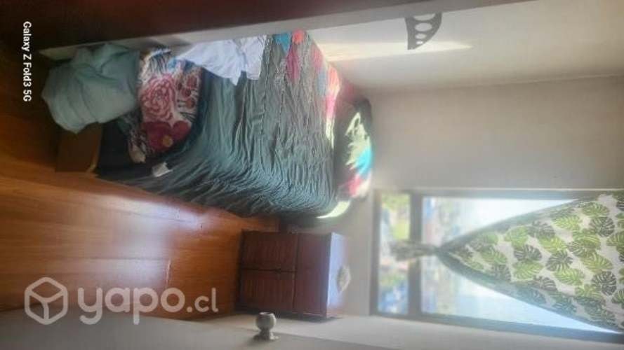 <p>Arriendo habitación amoblada</p>