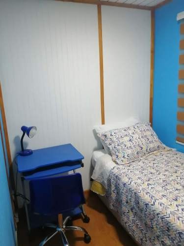<p>Arriendo de pieza a estudiantes</p> image