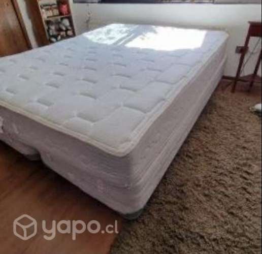 <p>Cama 2 plazas con despacho</p>