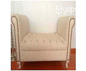 <p>Banqueta capitoné ecocuero blanco</p>