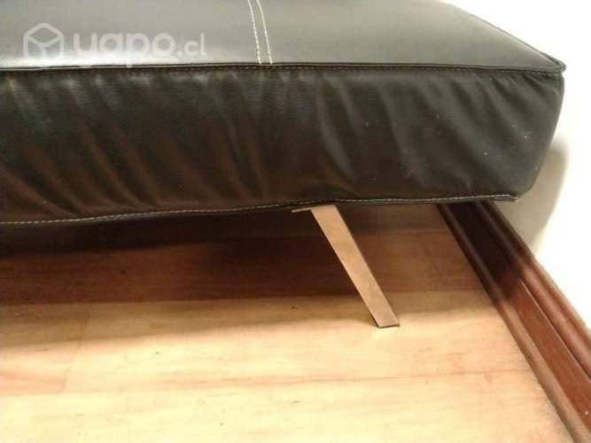 <p>Regalo futon negro</p>