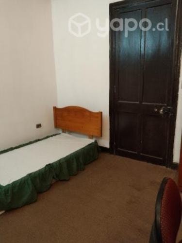 <p>Arriendo pieza a joven Chileno</p> image