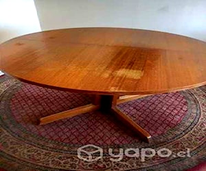 <p>Mesa Comedor ( sin sillas)</p>