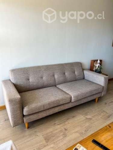 <p>Sofa 3 cuerpos</p>