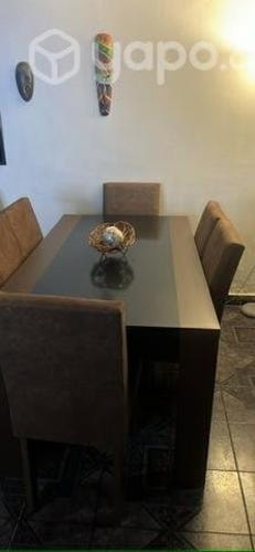 <p>Comedor 6 sillas</p>