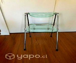 <p>Silla metal acrílica</p>