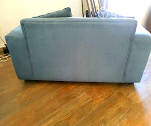 <p>Sofa 2 cuerpos</p>