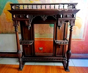 <p>Maravilloso Mueble Antiguo para restaurar</p>