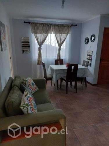 <p>Se arriendan lindas y cómodas habitaciones</p> image