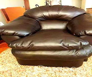 <p>Sillón un cuerpo en ecocuero</p>