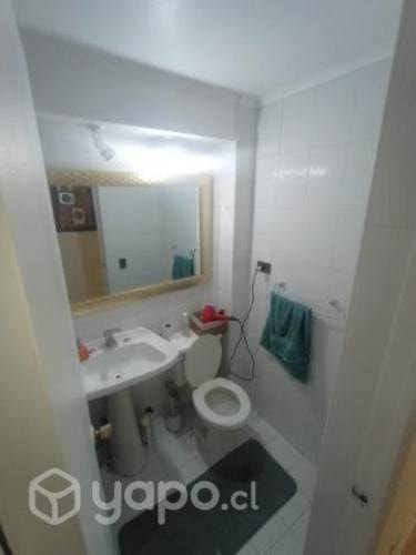 <p>Arriendo pieza.</p> image