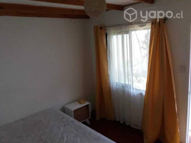 <p>Arriendo habitación baño privado</p>