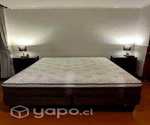 <p>Cama Rosen dos Plz con veladores y lámparas</p>