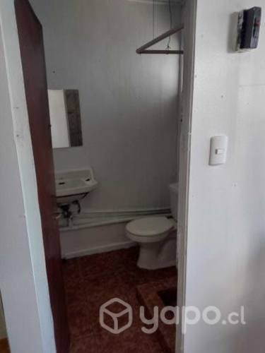 <p>Arriendo pieza interior independiente</p> image