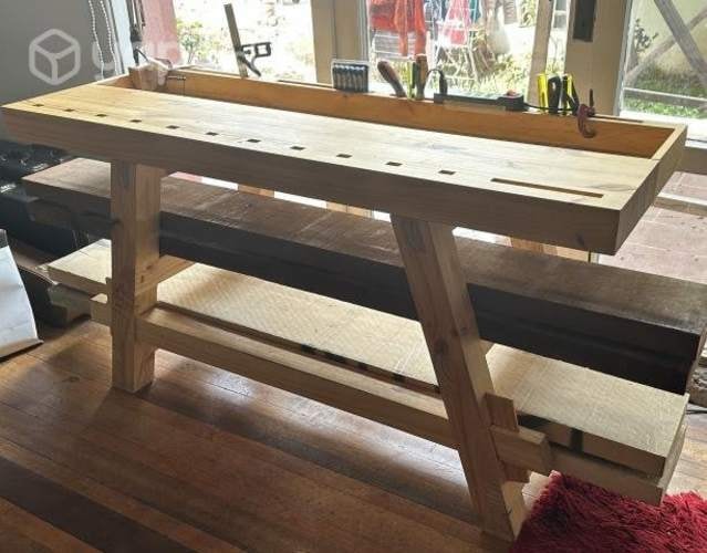 <p>Moravian Workbench - Mesa Carpintero</p>