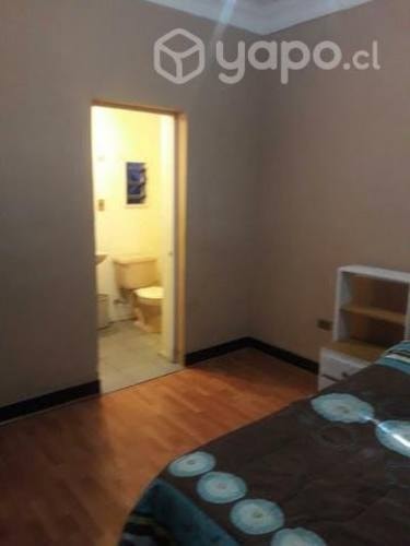 <p>Se arrienda pieza stgo centro</p> image