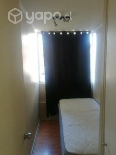 <p>Habitación para mujer sola</p> image