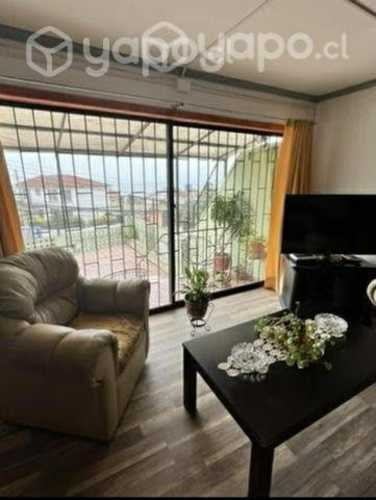 <p>Arriendo pieza a estudiantes</p> image