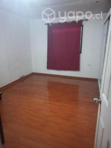 <p>Arriendo pieza grande</p> image