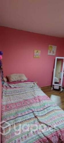 <p>Se comparte departamento</p>