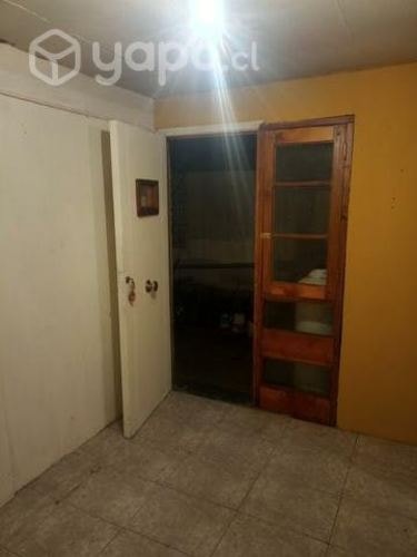 <p>Pieza Con Baño y Cocina</p> image