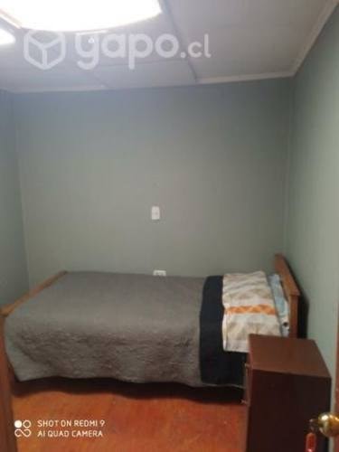 <p>Arriendo pieza</p>