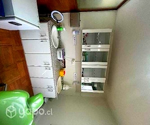 <p>Mueble aereo y mueble con dos lavamanos</p>